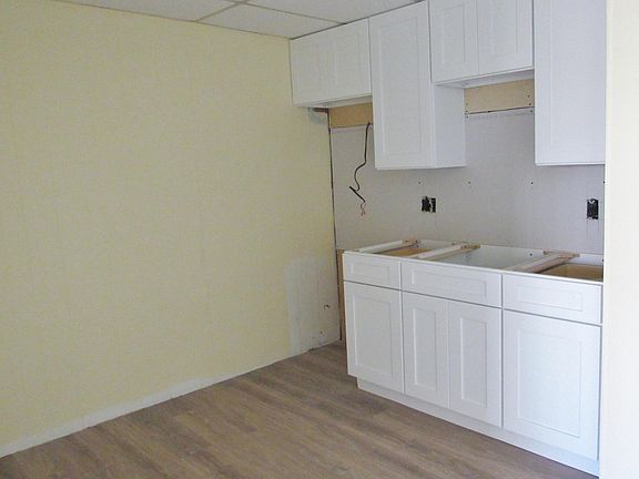 Kitchen is still in progress, new counter top and stainless steel appliances will be installed next week!