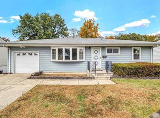 7613 General Sheridan Ln, Saint Louis, MO
