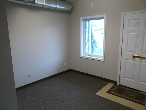 3rd image of 3206 Wetmore Ave Ste 13