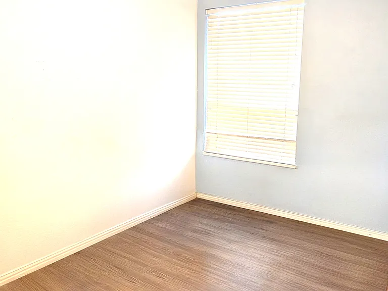9301 Preston Trl — Photo 16