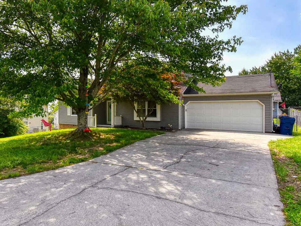 1st image of 602 Copperfield Dr