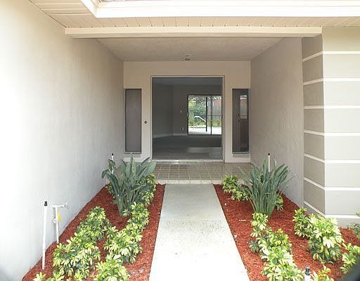 5th image of 2895 Fair Green Dr