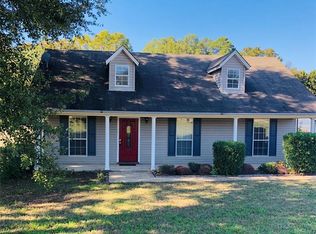 272 Payson Rd, Deatsville, AL 36022