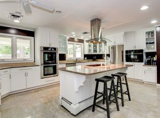 525 Thalia Rd, Virginia Beach, VA 23452