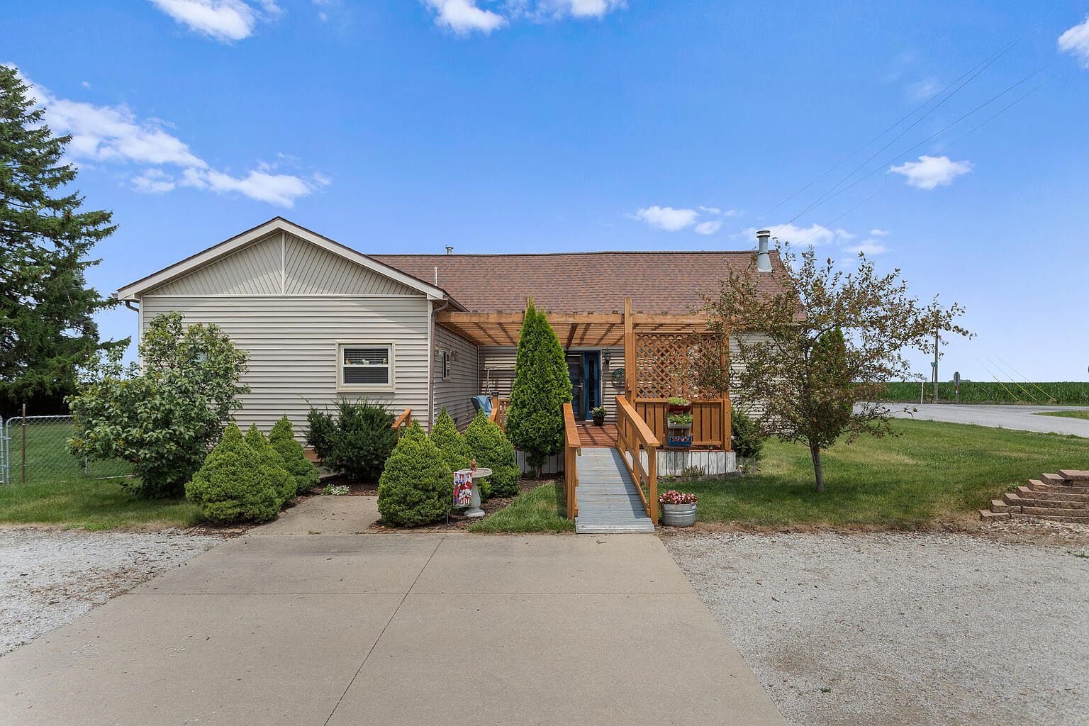 899 County Road 100 E, Ivesdale, IL 61851 MLS 12100276 Zillow
