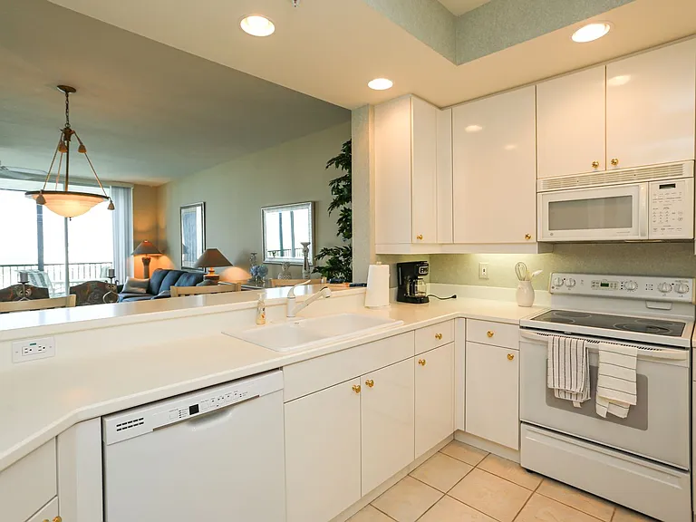 430 Cove Tower Dr #1202 — Photo 30