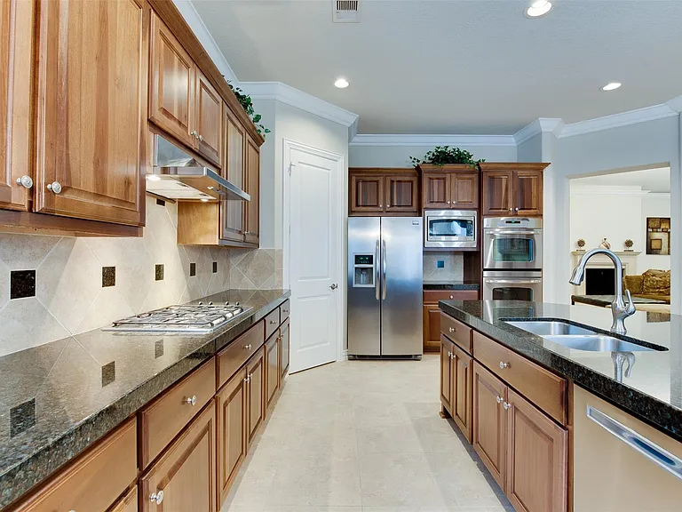 2011 Flower Garden Ln — Photo 18