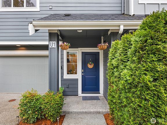 3rd image of 1621 Seattle Hill Road #u-1