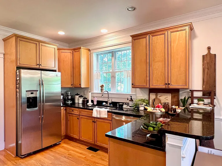 929 Misty Lake Dr — Photo 11