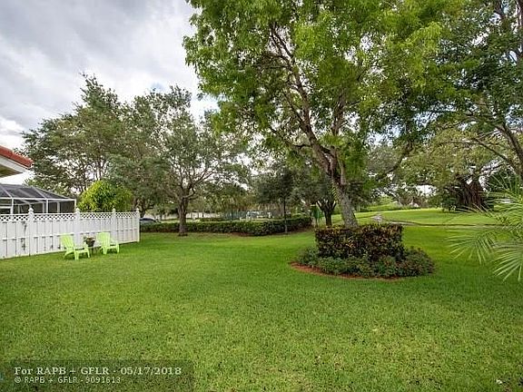 4th image of 13704 NW 23rd Ct