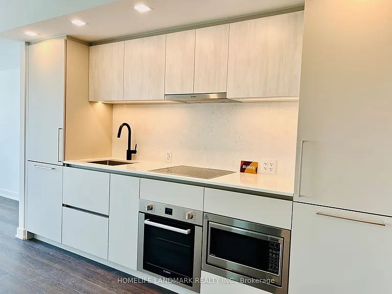 609 Sherbourne St #1608 — Photo 8
