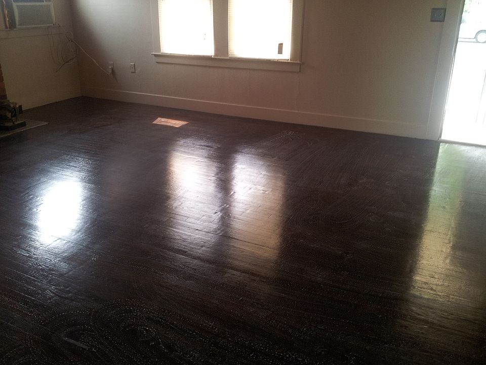 2nd image of 4661 E Illinois Ave
