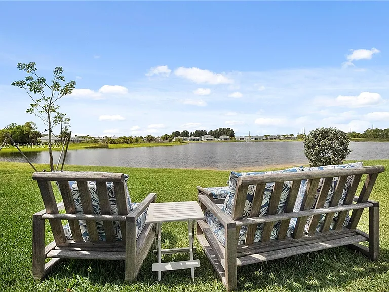 9734 SW Meridian Way — Photo 38