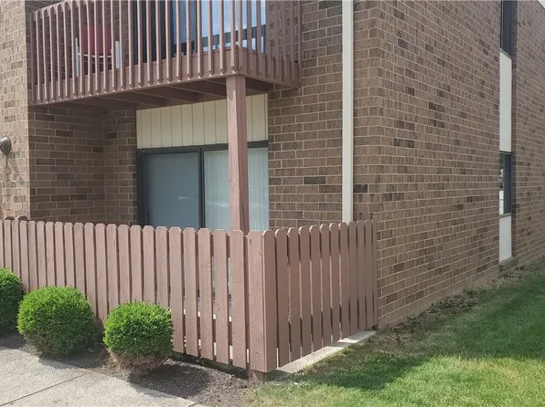 6415 Princeton Ct APT 101, Cleveland, OH 44130