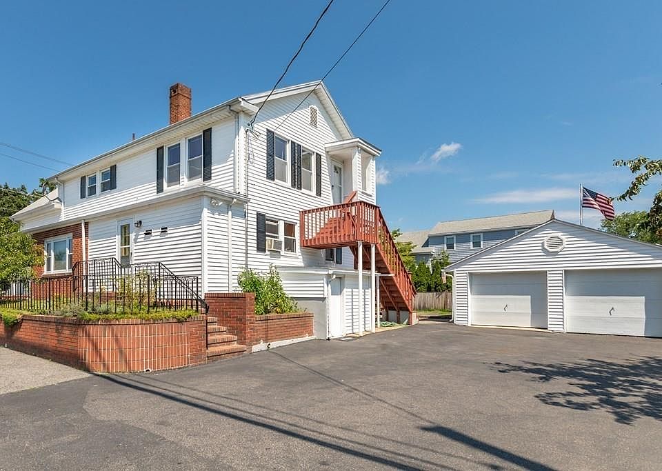 1st image of 256 Lenox St