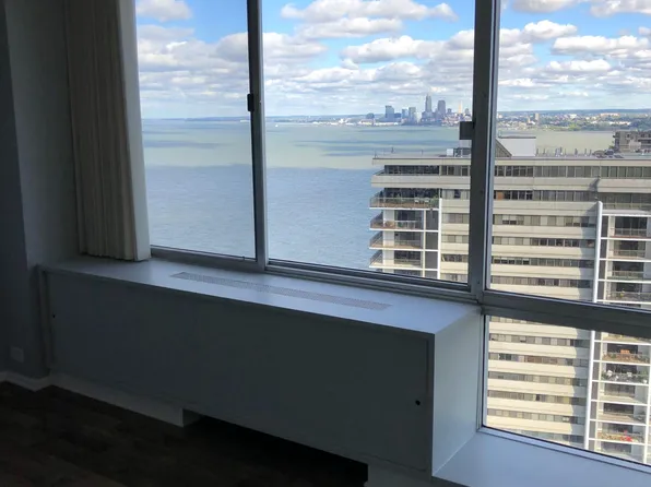 12700 Lake Ave APT 2411, Lakewood, OH 44107