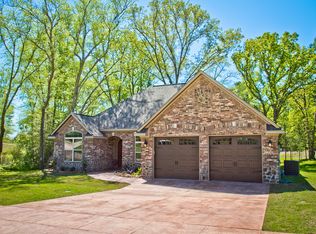 1600, Lindale, TX 75771