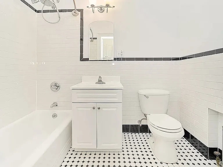 25 E 38th St #3R — Photo 7