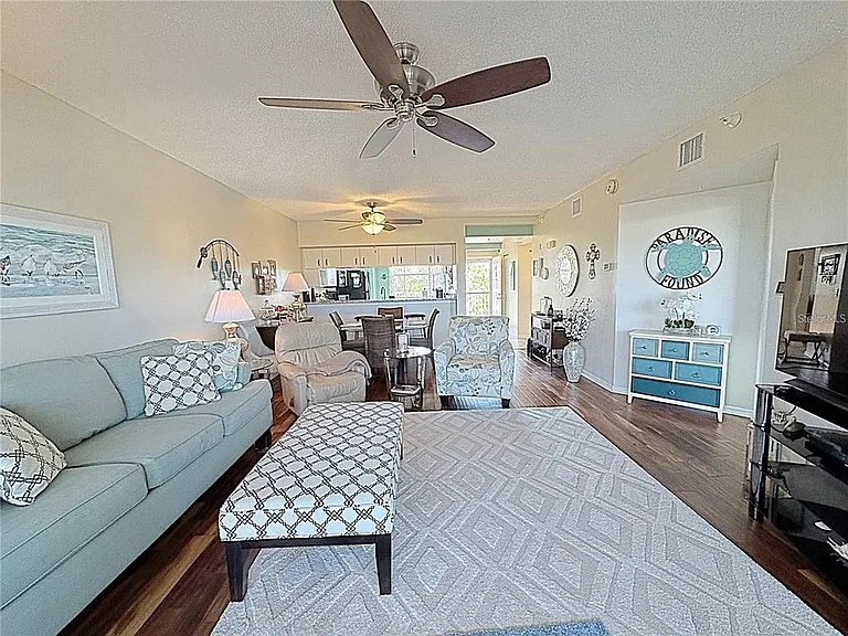 6205 Shoreline Dr #1305 — Photo 7
