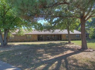 4223 W 83rd St, Tulsa, OK 74132