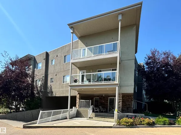 100 Crystal Ln #304, Strathcona County, AB T8H 0P2