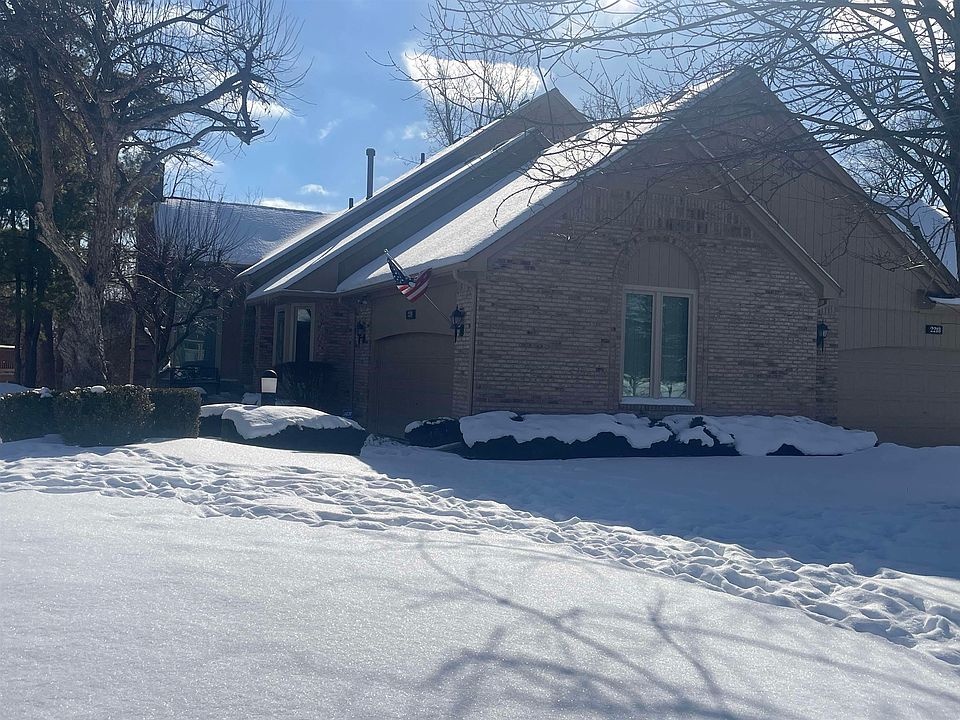 1st image of 2220 Juniper St