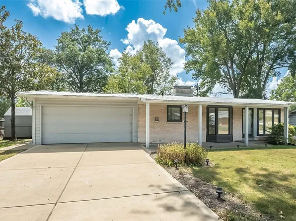 10236 Julius Northway, Saint Louis, MO 63127