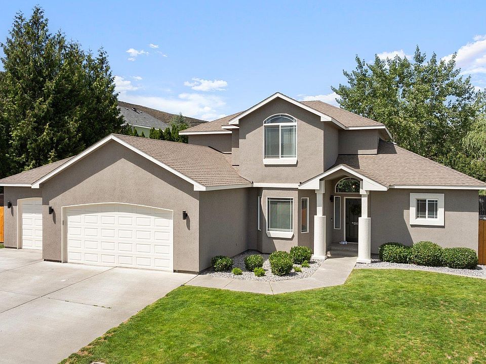 1st image of 2061 Anna Ave