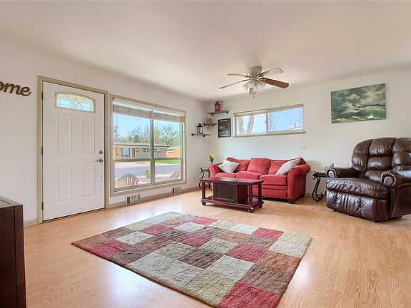 5th image of 9707 W 57th Pl