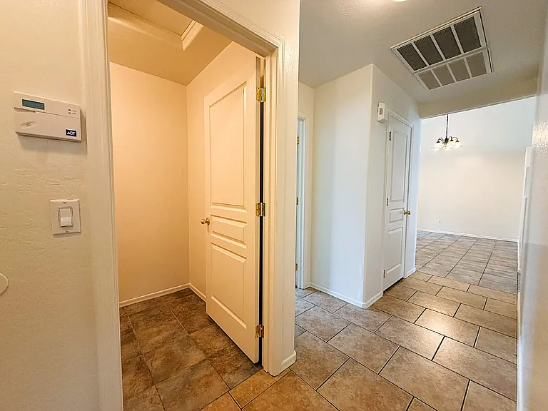 8062 W North Ln #109THDR — Photo 23