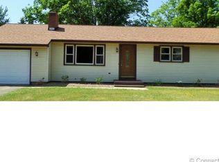71 Kim Ln, Meriden, CT 06450