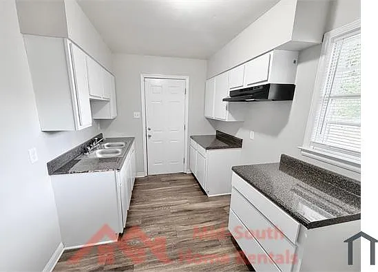 2147 Pamela Dr — Photo 17