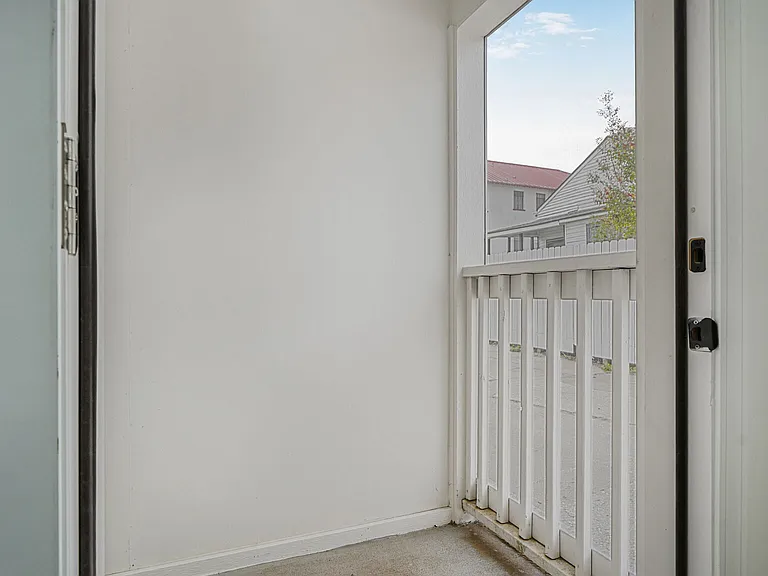 screened in porch