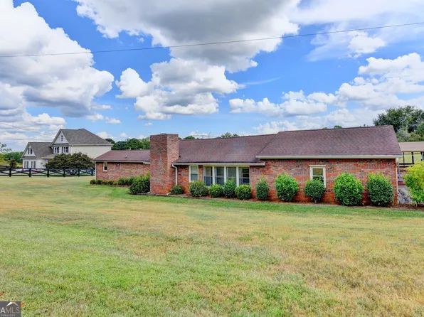 920 Hester Dr, Cumming, GA 30028