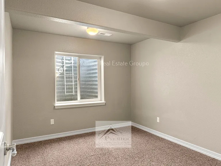 6105 Fiddle Way — Photo 22