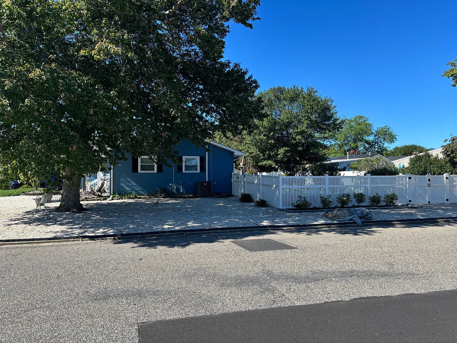 3 bed, 1372 sqft, $3,200 — Photo 3