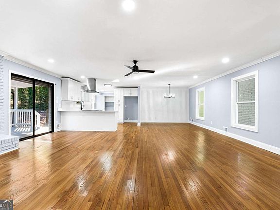 5th image of 5169 Oxbow Rd