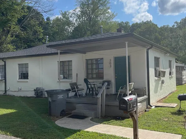 303 Von Hollen Dr #100, Greenville, SC 29617