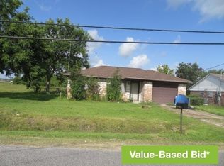 313 S Noble Rd, Texas City, TX 77591