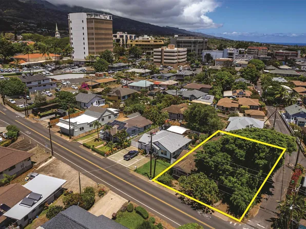2108 Kaohu St, Wailuku, HI 96793