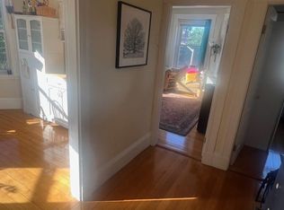 279 Harvard St APT 32, Cambridge, MA 02139