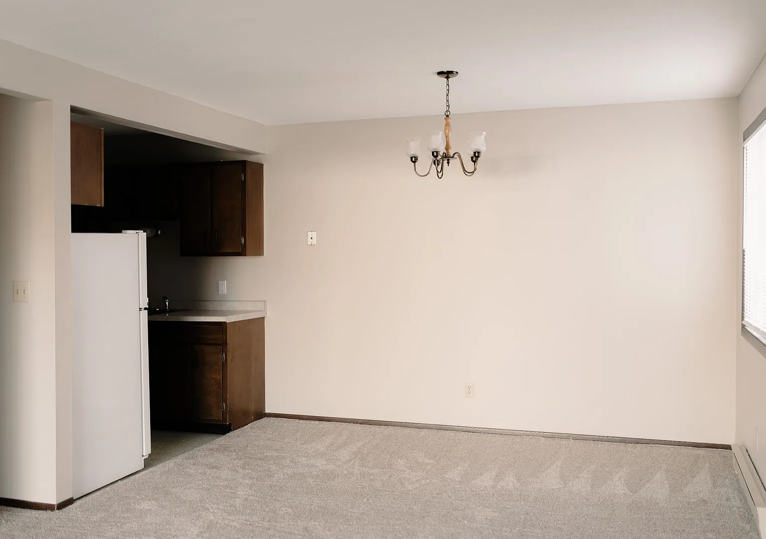 Highlander Apartments — Photo 4