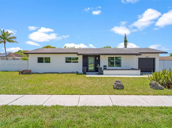 16700 SW 102nd Pl, Miami, FL 33157