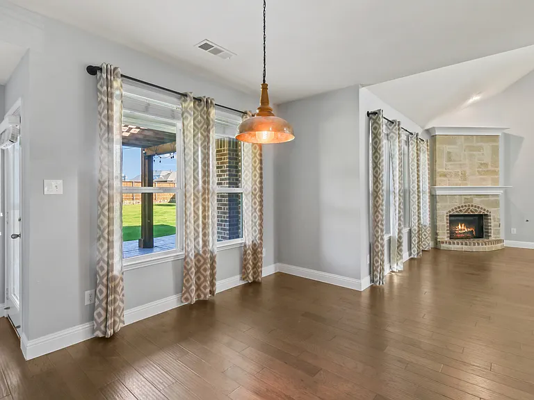 4424 Overbrook Dr — Photo 16