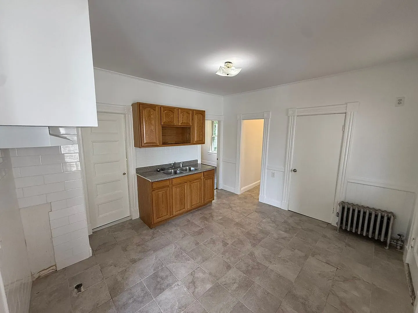 51 Acushnet Ave. — Photo 4