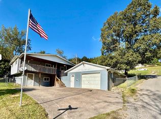 213 Ivy St, Morgantown, WV 26501