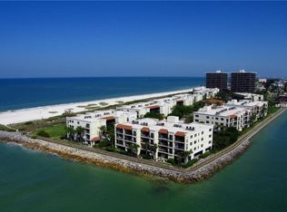 7434 Bayshore Dr APT 203, Treasure Island, FL 33706
