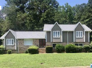 820 Thrash Ln, Anniston, AL 36207