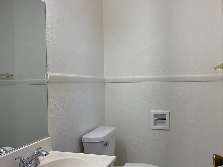 Spacious 3 Bedroom Townhome Available Now Great Location! — Photo 10
