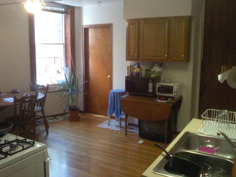 1st image of 3235 Vine St APT 2